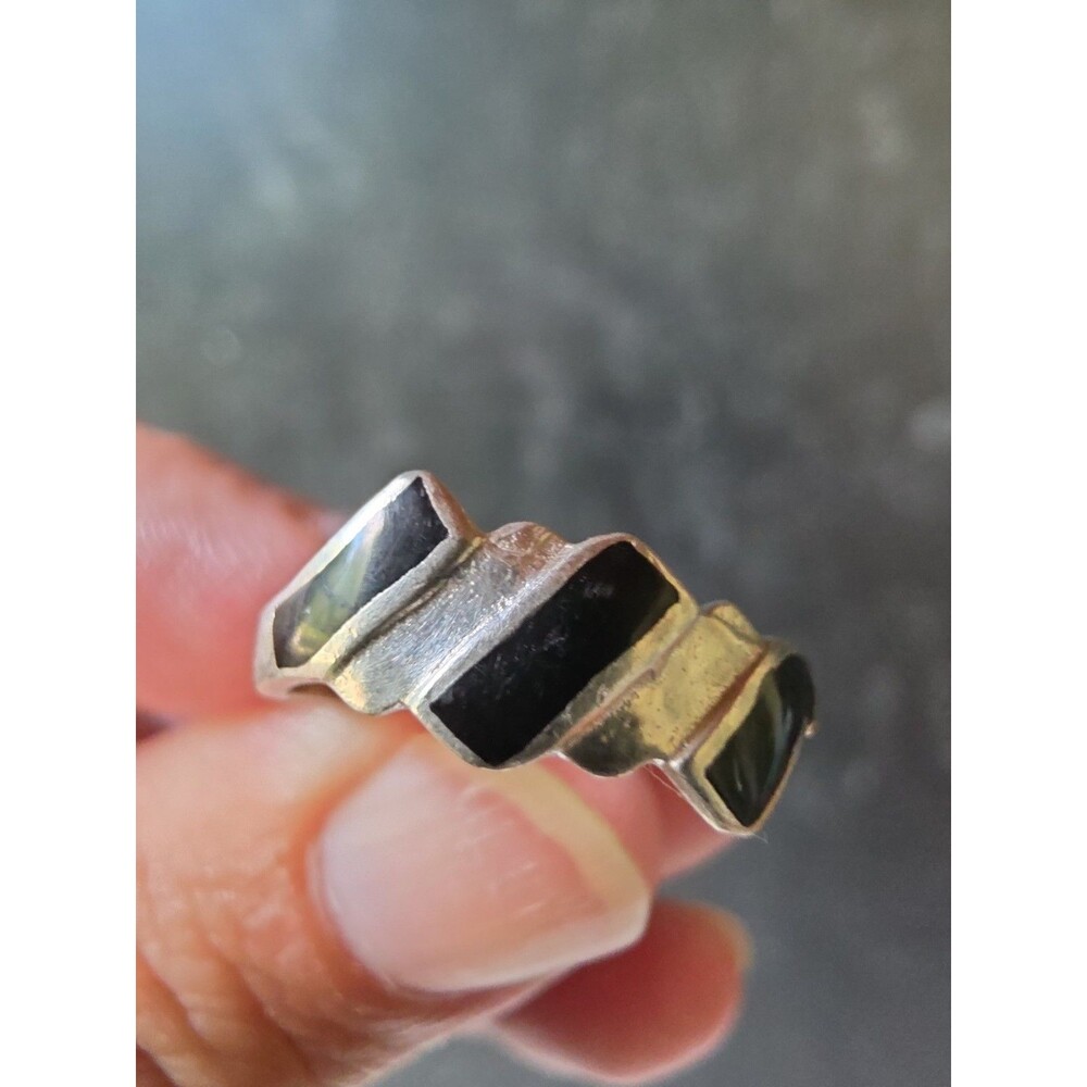925 Sterling Silver & Black Enamel Ring Size US 8 Vintage